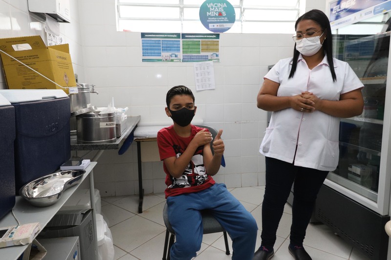 Meninos e meninas de 9 a 14 anos devem ser vacinados contra o HPV