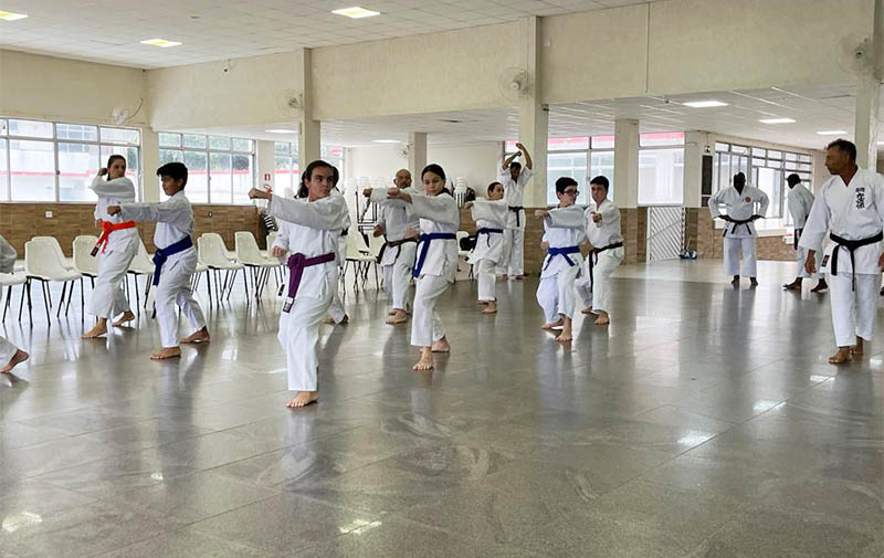 Remo abre o ano esportivo com curso técnico de Karatê