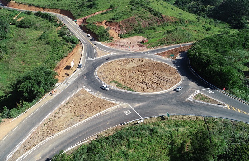 DER-MG finaliza as obras na Estrada da Empa, em Cataguases