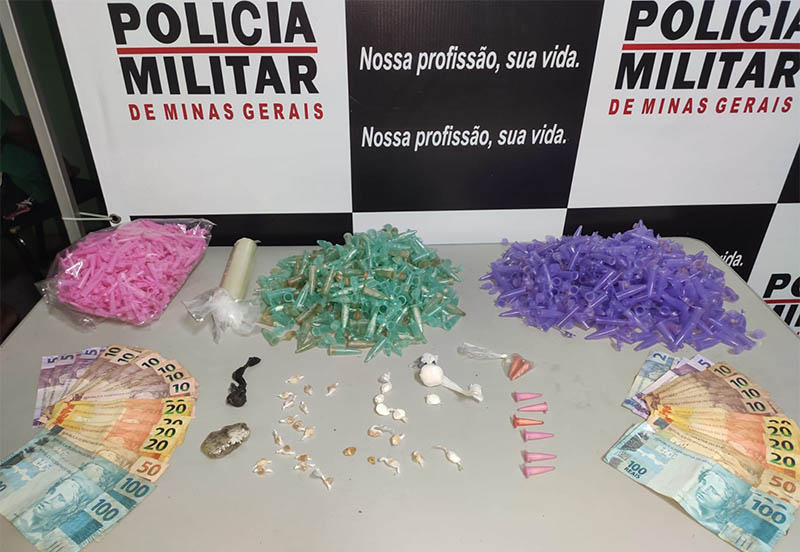 Polícia Militar estoura “boca de fumo” no Bairro Paraíso