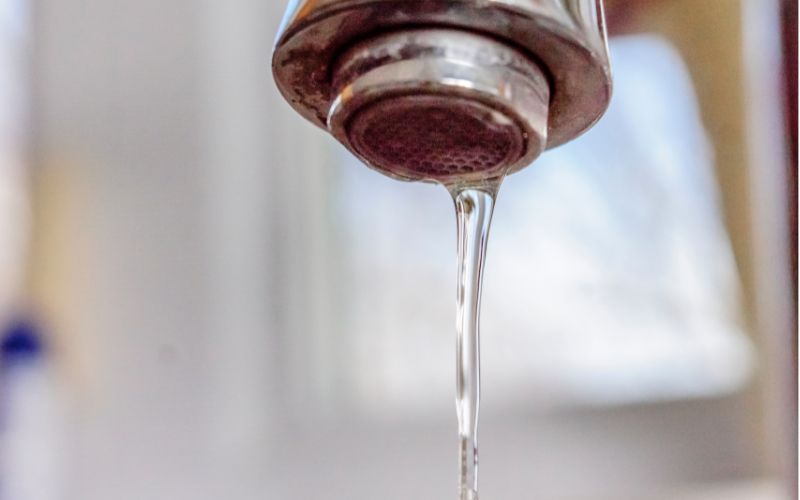 Justiça obriga Copasa a fornecer água com qualidade à população