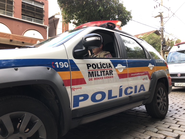 Adolescente em fuga é baleado por policial em Visconde do Rio Branco