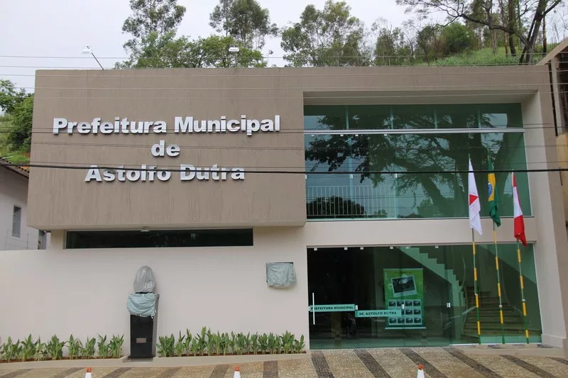 Prefeitura de Astolfo Dutra abre concurso público para diversos cargos