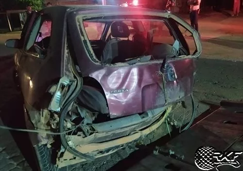 Acidente na BR 267 em Maripá de Minas deixa criança gravemente ferida