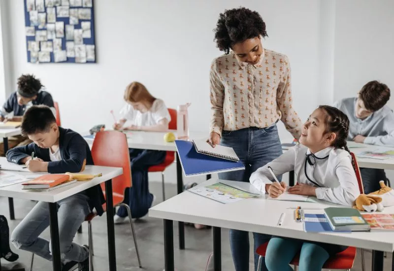 Prefeitura de Cataguases oferece 80 bolsas de estudo na Escola SESI