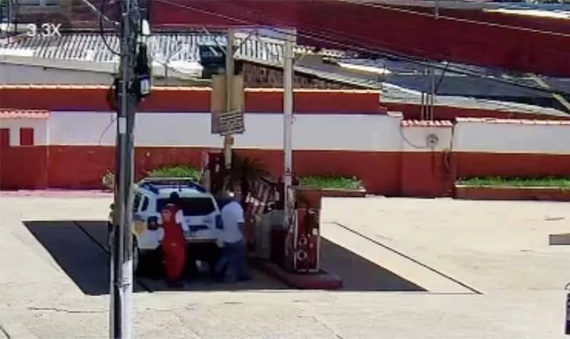 Homem é preso em Recreio após furtar viatura da PM