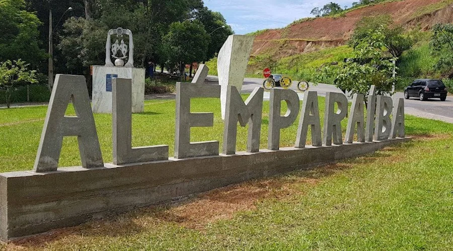 Homem de 31 anos é morto a tiros em Além Paraíba