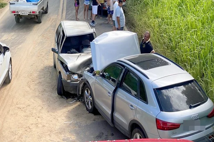 Três ficam feridos em acidentes na BR-356, entre Muriaé e Vermelho