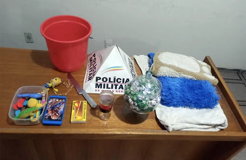 Ladrão escala muro para furtar pano de chão, balas e brinquedos em Miraí
