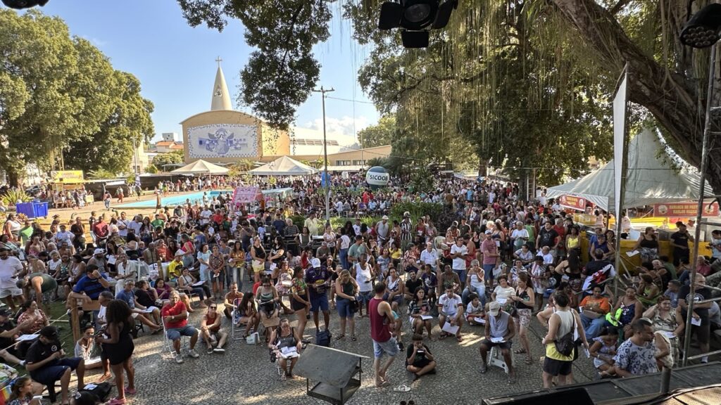 Paróquia de Santa Rita vai decidir destino de prêmio do bingo