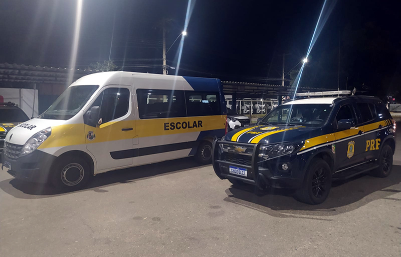 Motorista de Van escolar é flagrado com sintoma de embriaguez