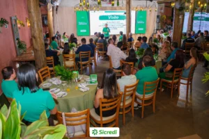 Sicredi realiza encontro com