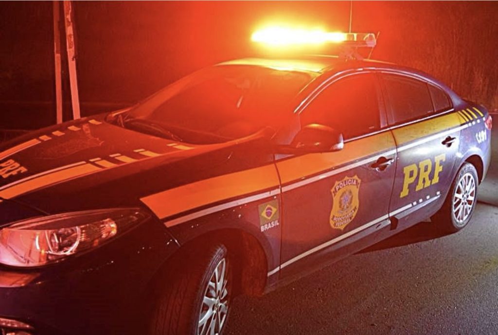 Motociclista de 61 anos morre em acidente na BR-116 em Leopoldina