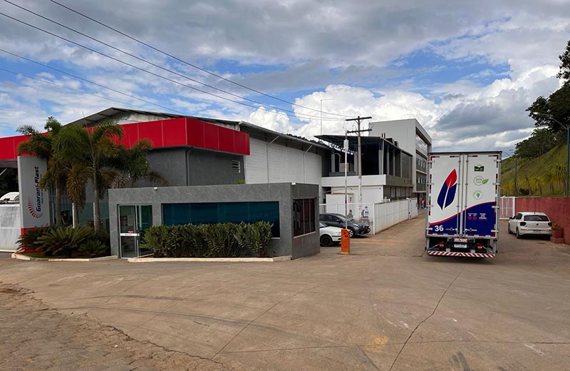 GuaraniPlast oferece novas vagas de emprego em Miraí
