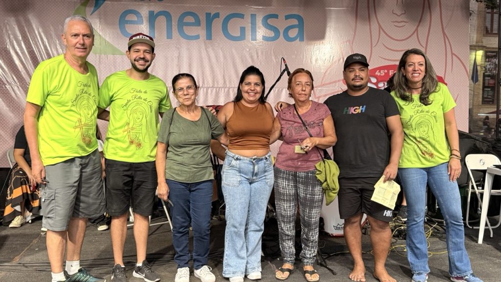 Bingo leva multidão à Festa de Santa Rita, neste domingo