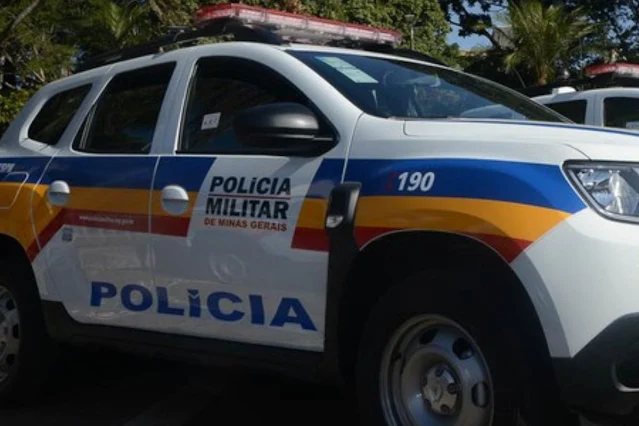 Corpo de motociclista é encontrado em açude após acidente