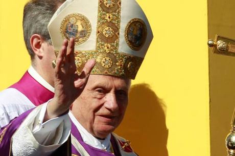 O papa Bento 16 pode alterar as regras que regem o