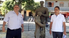 Cesinha e José de Alencar no Monumento a José Inácio Peixoto