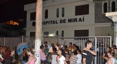 O crime levou a população até à portaria do Hospital