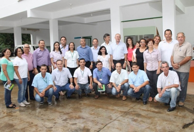 Os participantes do encontro em Cataguases, que durou todo o dia