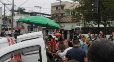 O motociclista foi levado para o Pronto Socorro Municipal