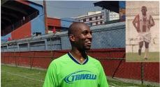 João Rodrigo jogo em times fora do Brasil