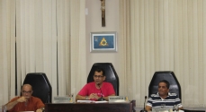 Secretário deSaúde, Geraldo Antonucci, Fernando Pacheco, presidente da Câmara e o vereador Michelângelo, que propôs a Audiência