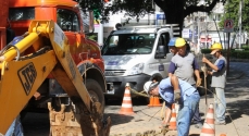 O trabalho na Avenida Astolfo Dutra tem previsão de ser longo