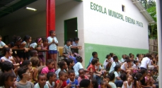 Duas disciplinas podem deixar de ser obrigatórias nas escolas do município (foto ilustrativa)