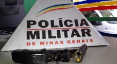 A arma usada foi encontrada pela polícia na casa do menor