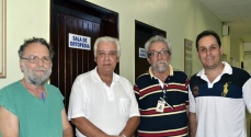 Ao centro José Eduardo e Ricardo Caetano, ladeados pelos médicos Hudson e Lincoln