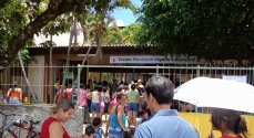 Escola Vigário Cassimiro, no bairro Menezes, ainda tem vagas e está recebendo alunos a partir de um ano e meio.