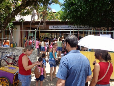 Escola Vig&aacute;rio Cassimiro, no bairro Menezes, ainda tem vagas e est&aacute; recebendo alunos a partir de um ano e meio.