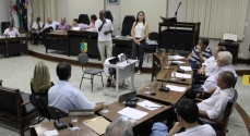 Os vereadores realizam logo mais a segunda reunião da semana