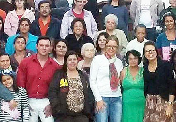 O evento reuniu profissionais e a comunidade para falar sobre saúde e violência contra a mulher