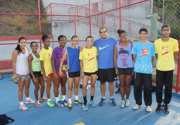 as equipes masculina e feminina do Sesi estão classificadas para a próxima fase do campeonato mineiro 