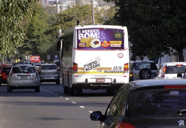 A publicidade em ônibus urbano em Cataguases será regulamentada pelo legislativo (foto ilustrativa)