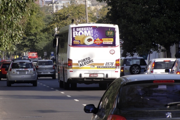 A publicidade em &ocirc;nibus urbano em Cataguases ser&aacute; regulamentada pelo legislativo (foto ilustrativa)