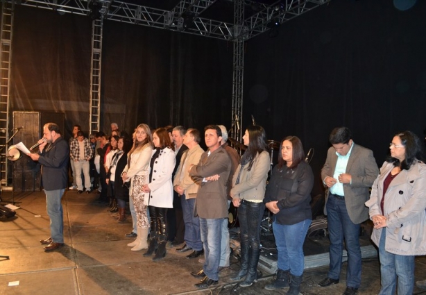 A solenidade de abertura contou com a participação de diversos prefeitos da região