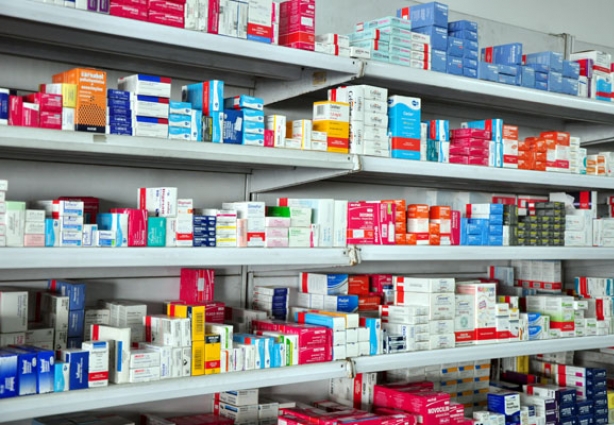 O fabricante está recolhendo das prateleiras das farmácias em Minas os medicamentos com problemas