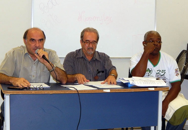 O Secretário de Saúde, Geraldo Antonucci defende a aprovação do substitutivo ao projeto de lei