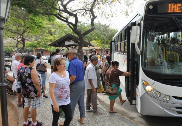 Usuários do transporte coletivo têm até o final do mês para usarem os vales transportes emitidos pela Viação Dorico