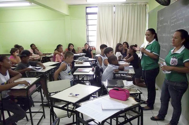 A campnha contra a dengue em Recreio conscientiza alunos das escolas