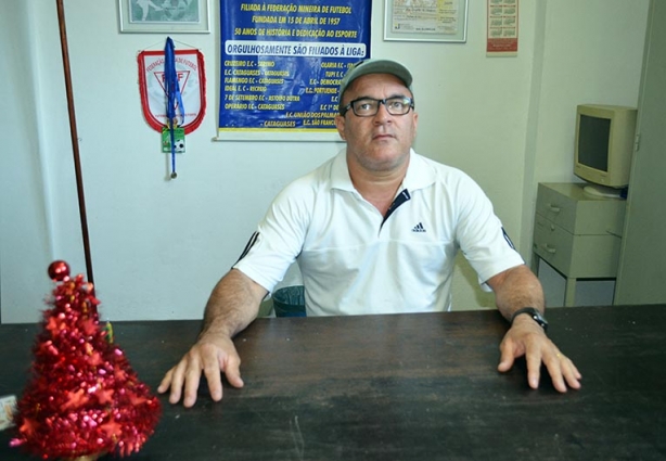 Paulo Santana vai tentar seu terceiro mandato à frente da Liga Esportiva de Cataguases