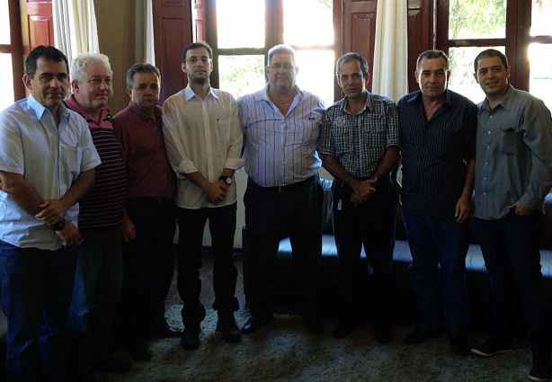 Após formado, os integrantes do "Blocão" foram recebidos pelo prefeito Cesinha Samor, em seu gabinete