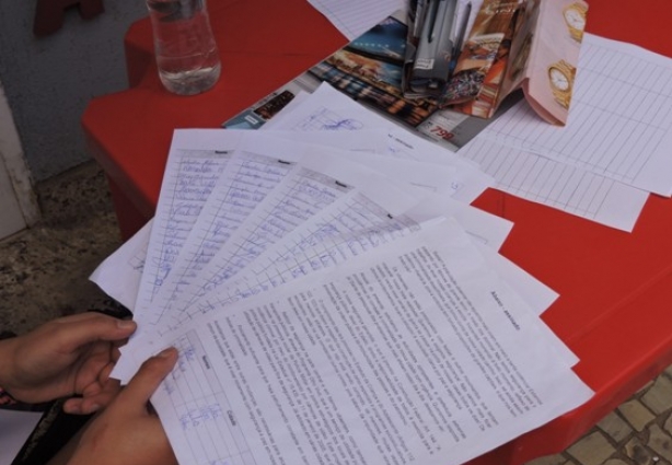 A população participou ativamente do abaixo assinado pela paz em Ubá