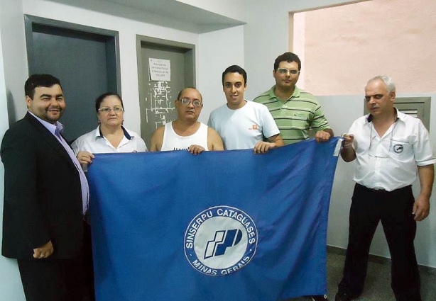 Diretoria do Sinserpu acionou a justiça para que servidores possam receber seus salários em dia (foto cedida por Jobe César Piobelo)