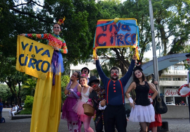 Artistas de Cataguases fizeram uma bela homenagem ao Dia Nacional do Circo