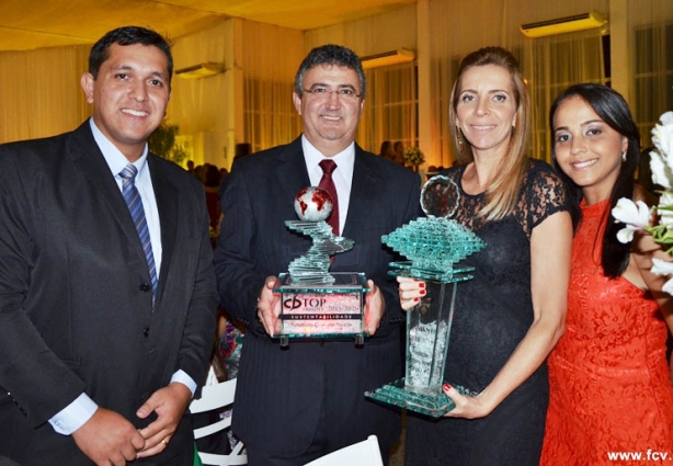 Uma equipe do Hospital esteve na cidade para receber o prêmio junto com o Diretor do Hospital, Sérgio Dias Henriques