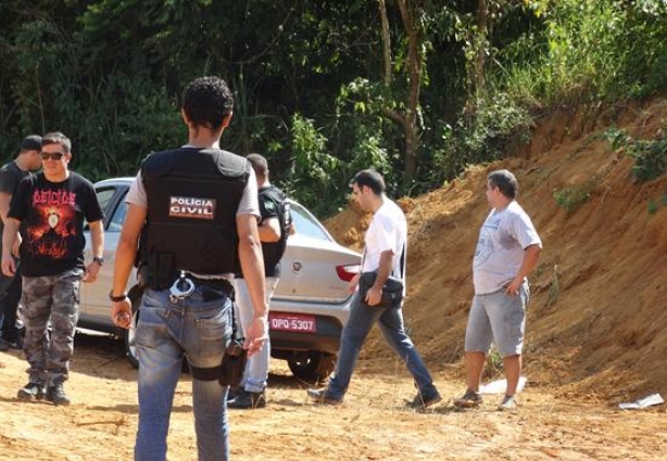 Policiais estão no local em busca de José Ari que está desaparecido